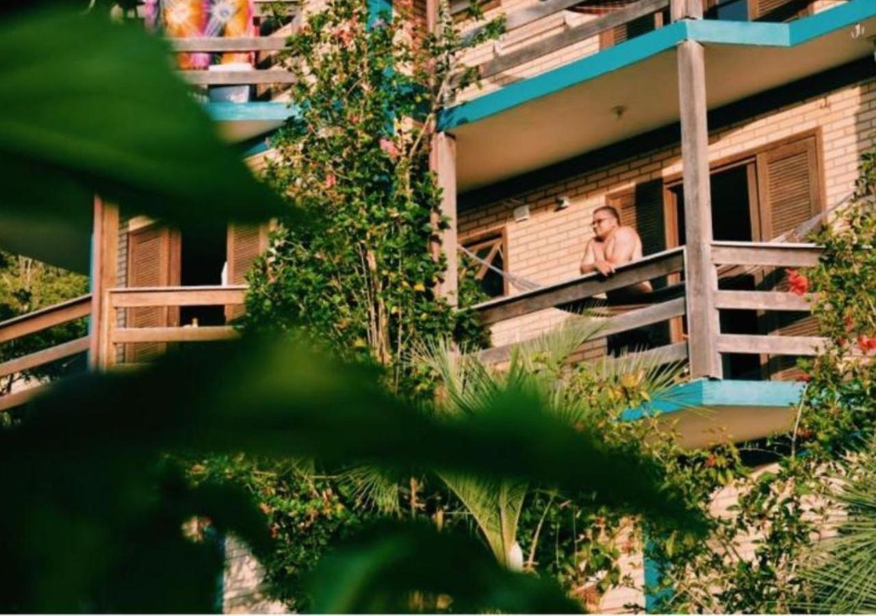 Paraiso Hostel 普腊亚罗萨 外观 照片